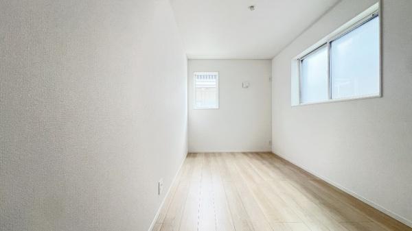 旭区市沢町　全２棟２号棟