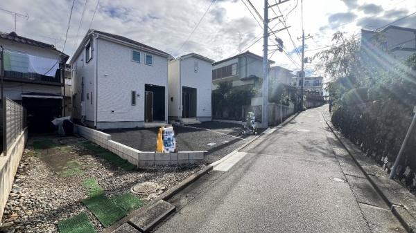 旭区市沢町　全２棟２号棟