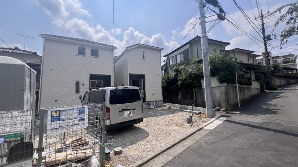 旭区市沢町　全２棟２号棟