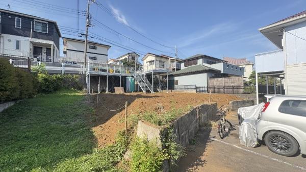 緑区東本郷４丁目　全１棟