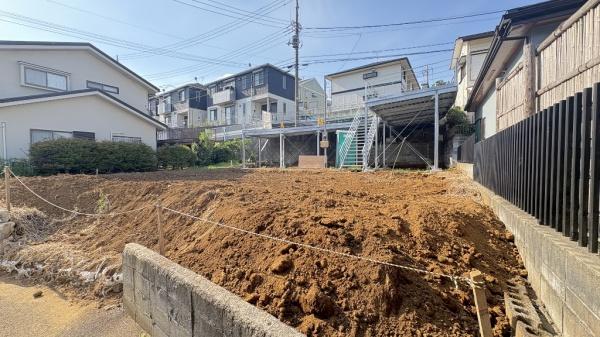緑区東本郷４丁目　全１棟