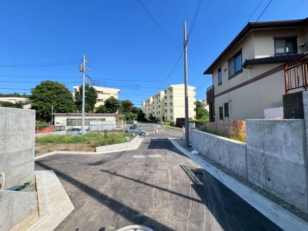 瀬谷区二ツ橋町　全４区画２号棟