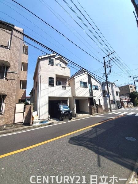 鶴見区上末吉４丁目　戸建
