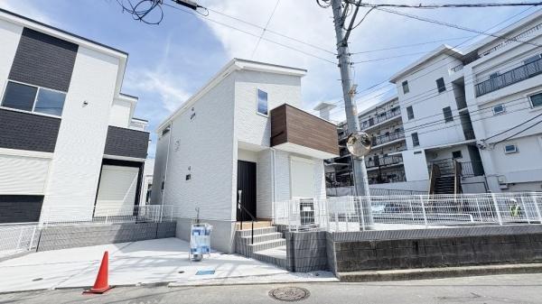 横須賀市舟倉２丁目の新築一戸建