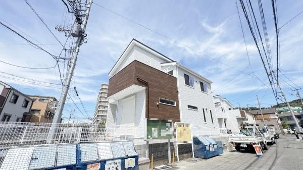 横須賀市舟倉２丁目の新築一戸建