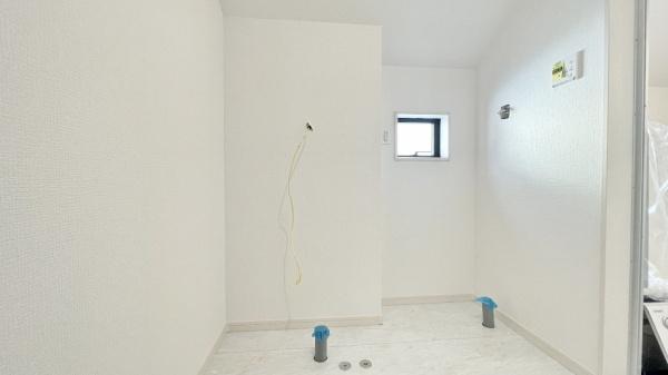 戸塚区矢部町　全2棟2号棟