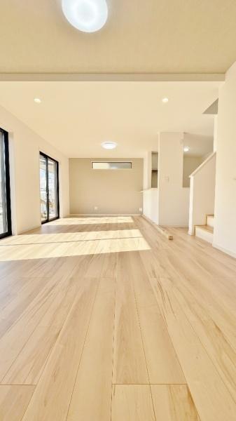 戸塚区矢部町　全2棟2号棟