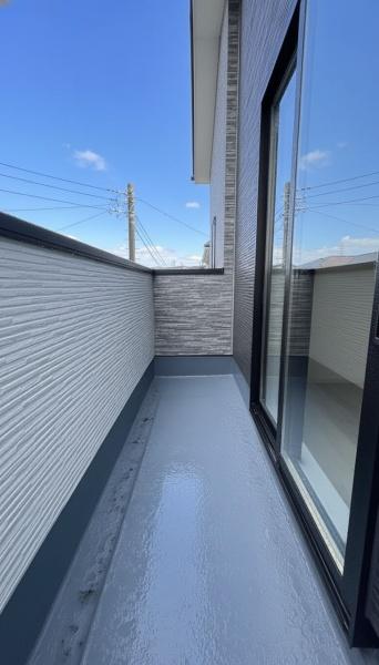 栄区長沼町(バルコニー)