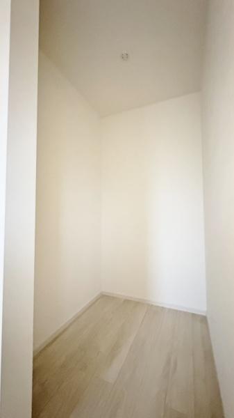 栄区長沼町(収納)