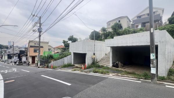 磯子区岡村2丁目　全2棟3号棟