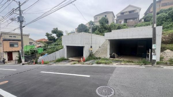 磯子区岡村2丁目　全2棟3号棟