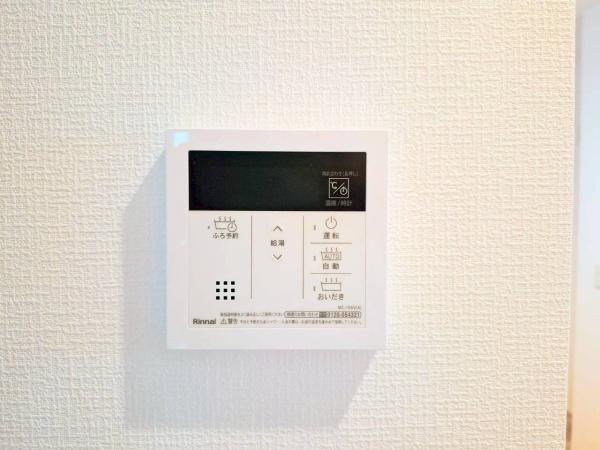 町田市鶴川４丁目　全３棟２号棟