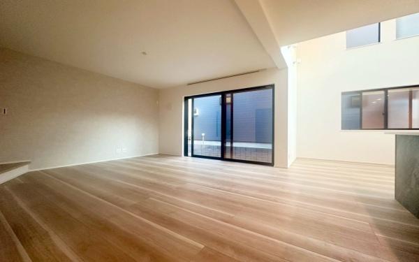 町田市鶴川４丁目　全３棟３号棟