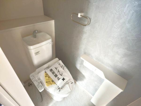 栄区桂町　全２棟１号棟