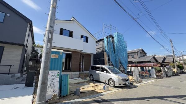 港南区笹下6丁目　全4棟3号棟