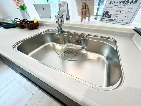 緑区白山４丁目　全２棟２号棟