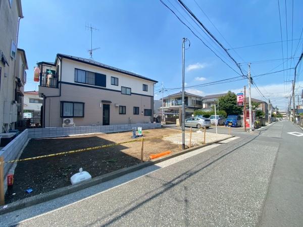 鶴見区下末吉4丁目 全2棟販売A号棟(前面道路含む現地写真)