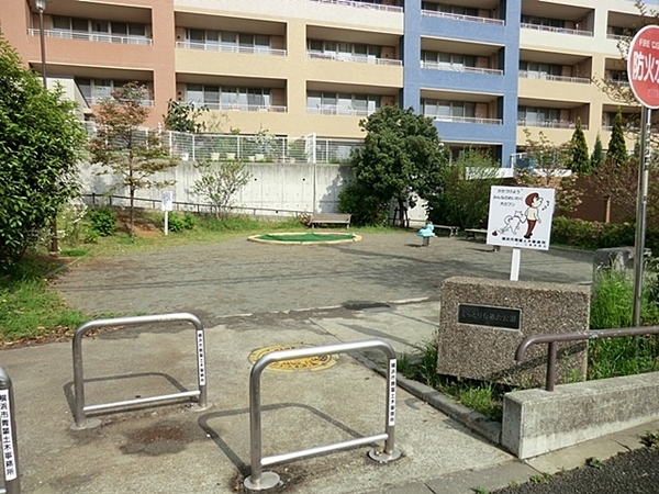 横浜市青葉区しらとり台の中古一戸建て(しらとり台第六公園)