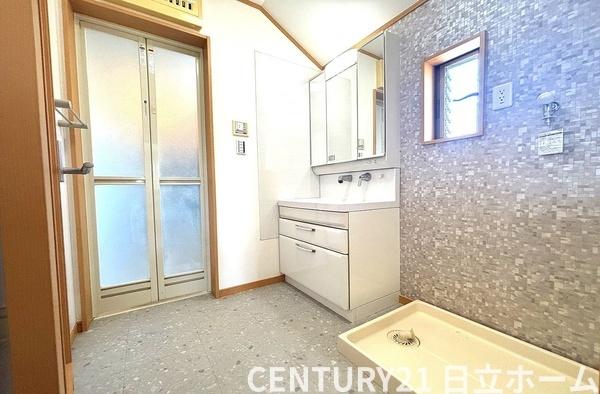 横浜市泉区上飯田町の中古一戸建て(洗面台・洗面所)