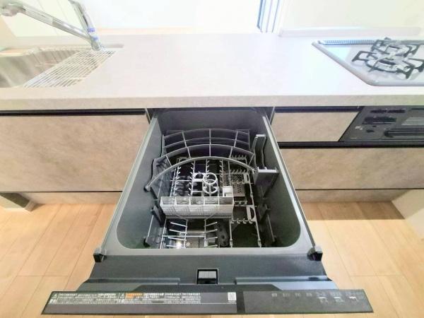 瀬谷区下瀬谷3丁目 全3棟2号棟(キッチン)