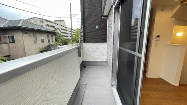 川崎市川崎区京町3丁目の中古一戸建て(バルコニー)