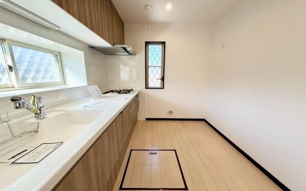 横浜市港南区上永谷6丁目の中古一戸建て(キッチン)