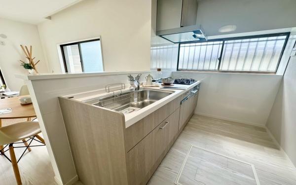 横浜市磯子区杉田2丁目の中古一戸建て(キッチン)