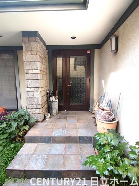 横浜市栄区長沼町の中古一戸建て(玄関)