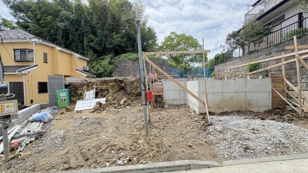 都筑区川和町　全２棟２号棟