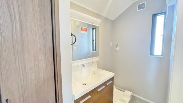 緑区北八朔町 全1棟(洗面台・洗面所)