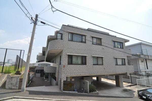 野毛山公園三和プラザ
