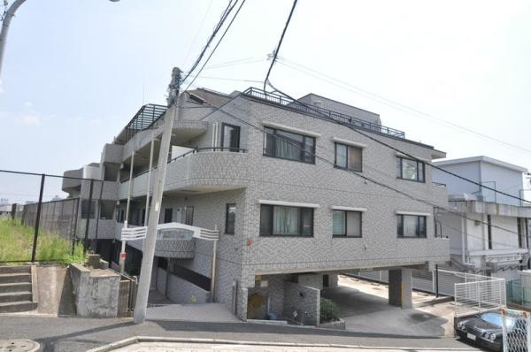 野毛山公園三和プラザ