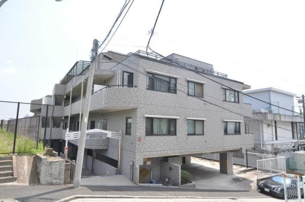 野毛山公園三和プラザ