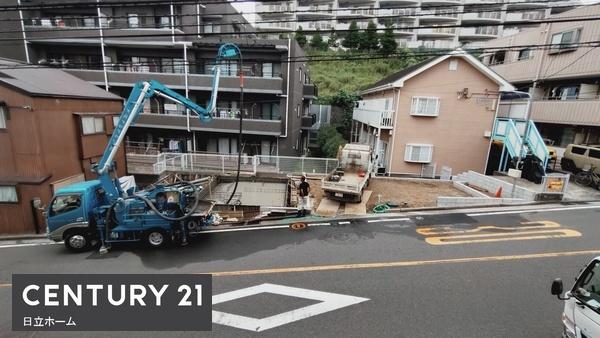 保土ヶ谷区釜台町 全2棟B号棟(前面道路含む現地写真)