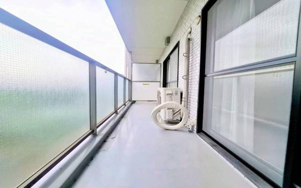 ニューシティ東戸塚南の街1号館(バルコニー)