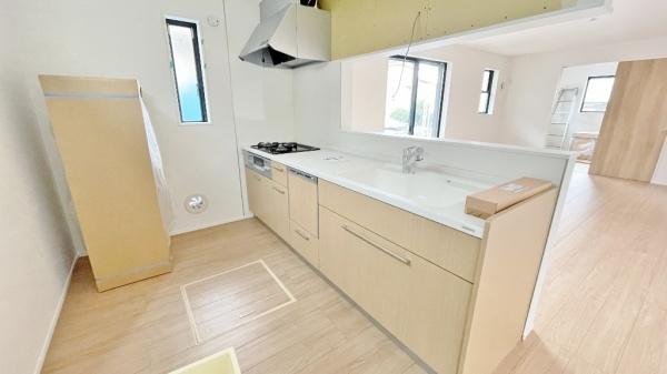 青葉区市ヶ尾町 全1棟(キッチン)