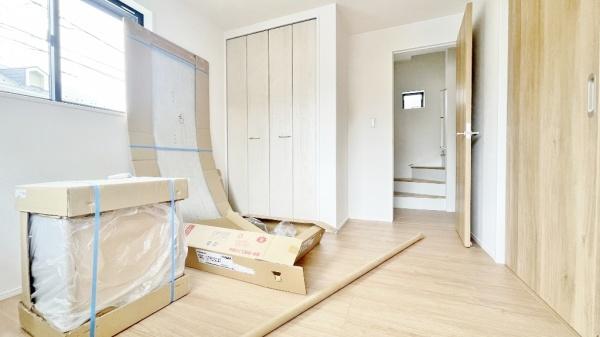 青葉区市ヶ尾町 全1棟(洋室)