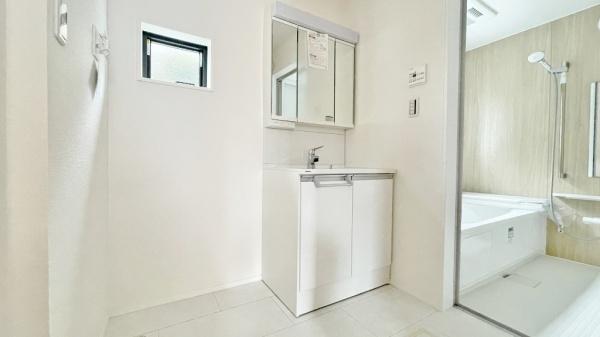 青葉区市ヶ尾町 全1棟(洗面台・洗面所)