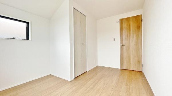 青葉区市ヶ尾町 全1棟(洋室)