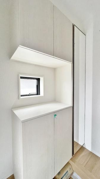 青葉区市ヶ尾町 全1棟(玄関)