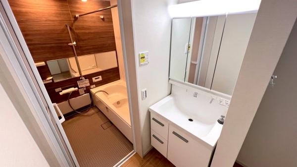 神奈川区白幡仲町1号棟(洗面台・洗面所)