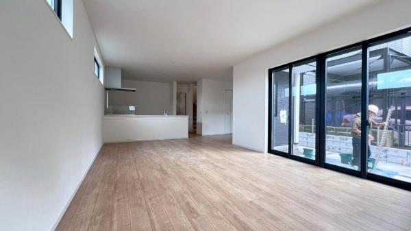 神奈川区白幡仲町1号棟(リビング)