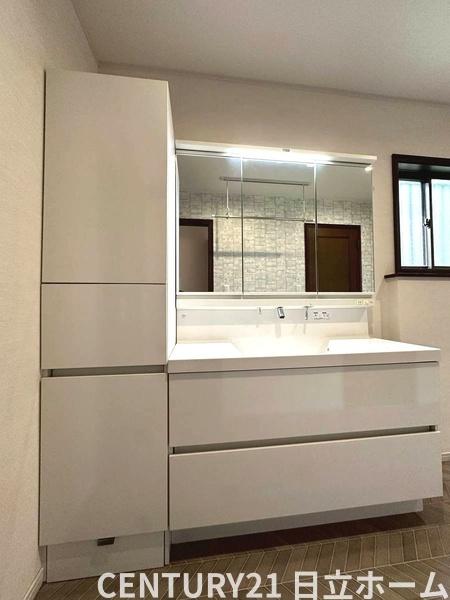 鎌倉市今泉台7丁目の中古一戸建て(洗面台・洗面所)