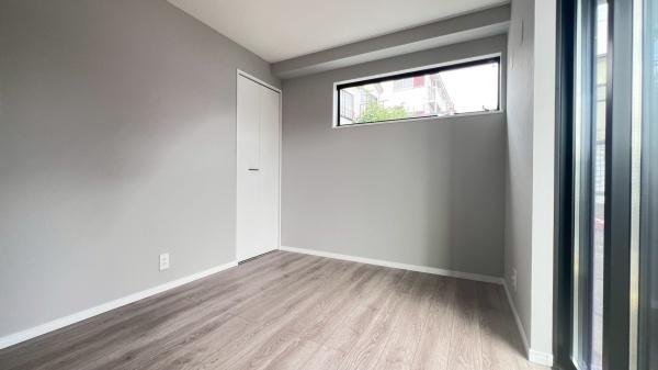 旭区鶴ヶ峰本町　全１棟