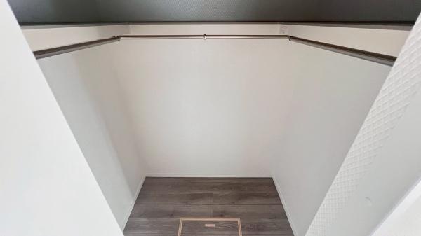 旭区鶴ヶ峰本町　全１棟