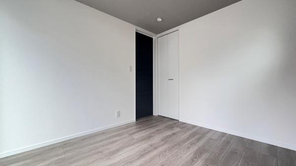 旭区鶴ヶ峰本町　全１棟