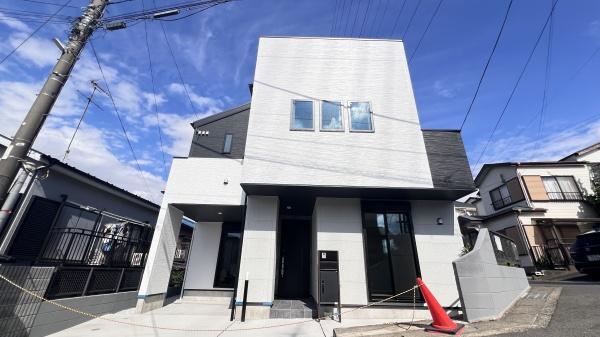 旭区鶴ヶ峰本町　全１棟