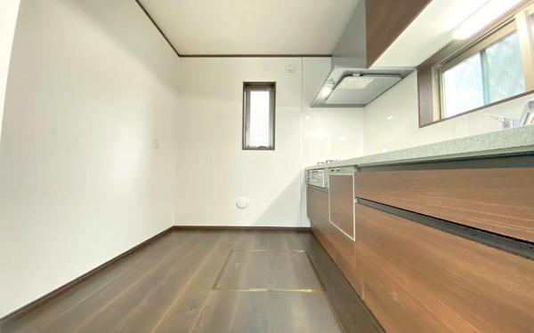 南区永田山王台　全１棟