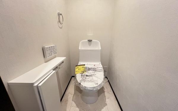 中区本牧荒井 全2棟B号棟(トイレ)