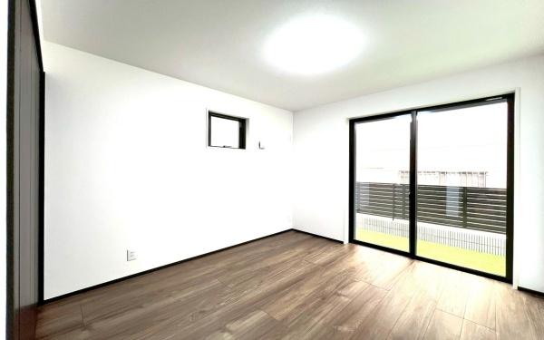 中区本牧荒井 全2棟B号棟(洋室)